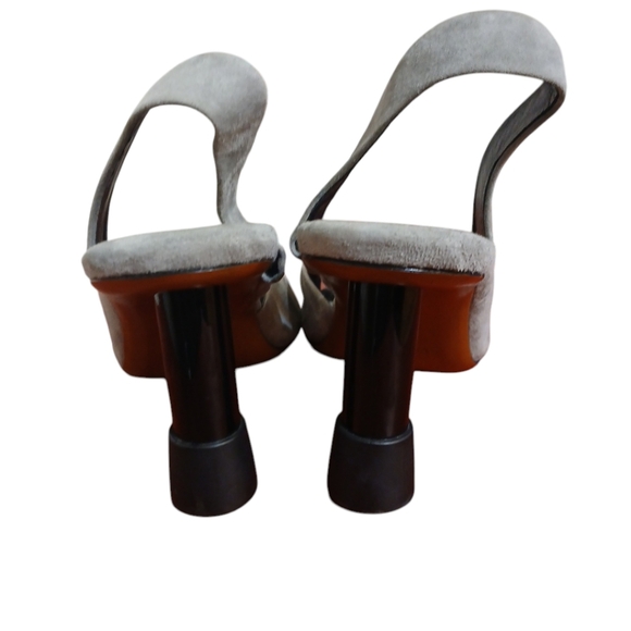 Robert Clergerie Light Gray Suede Sling Back Open Toe Heels size 8.5 - Picture 7 of 11